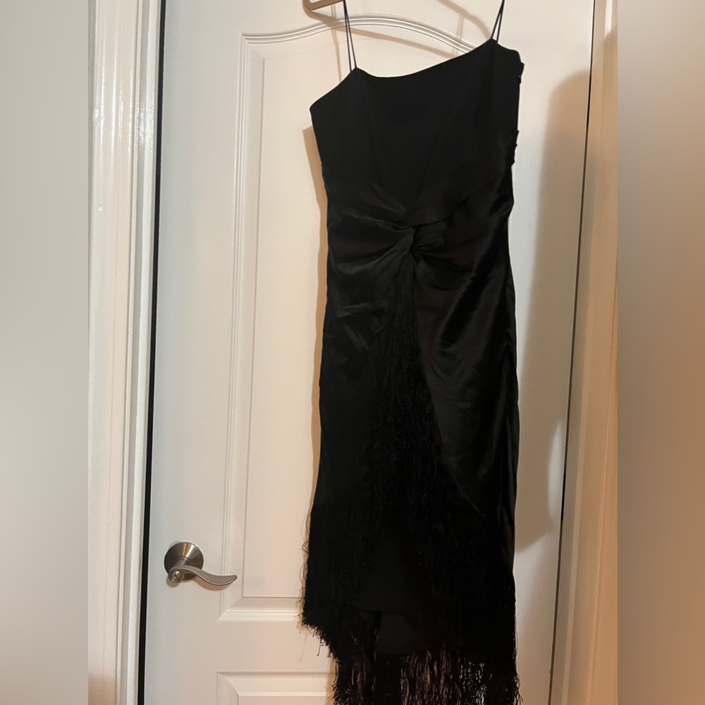 Dress - Picture 3 of 4